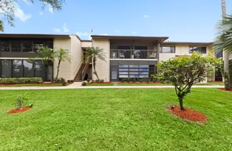 15492 LAKES OF DELRAY BLVD 203, DELRAY B..., Delray Beach, FL 33484