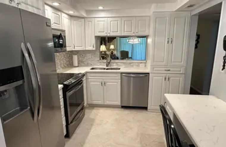 1101 COLONY POINT CIR 108, PEMBROKE PINE..., Pembroke Pines, FL 33026
