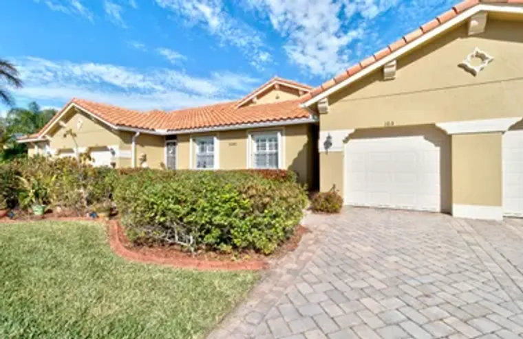 6380 OXFORD CIR UNIT 103, VERO BEACH, FL..., Vero Beach, FL 32966