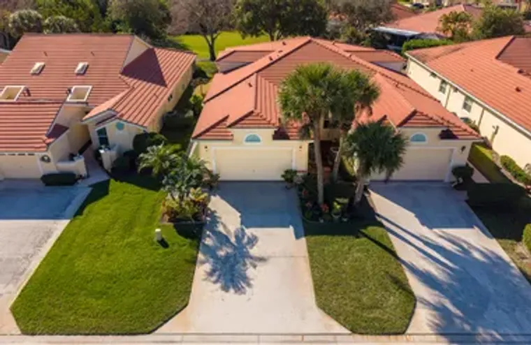 3752 SW WHISPERING SOUND DR, PALM CITY, ..., Palm City, FL 34990