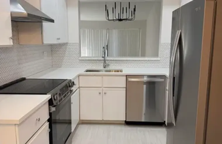 5021 OAK HILL LN 123, DELRAY BEACH, FL, ..., Delray Beach, FL 33484