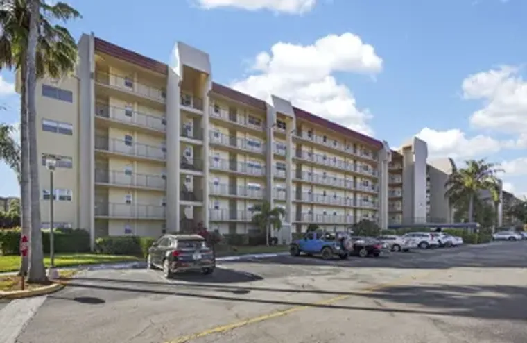 3590 VIA POINCIANA 202, LAKE WORTH, FL, ..., Lake Worth, FL 33467