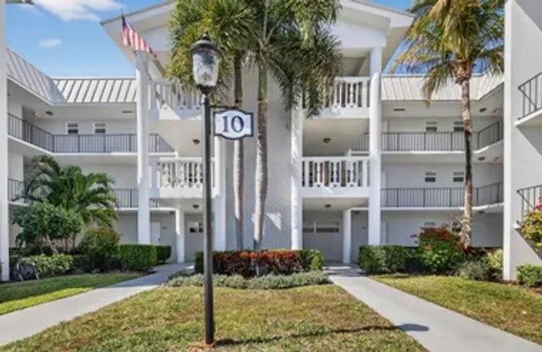 10 COLONIAL CLUB DR APT 305, BOYNTON BEA..., Boynton Beach, FL 33435