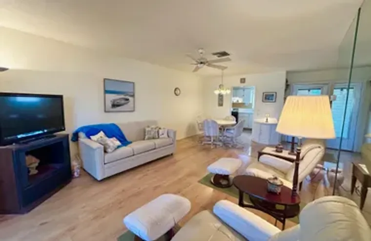 2976 CROSLEY DR J, WEST PALM BEACH, FL, ..., West Palm Beach, FL 33415