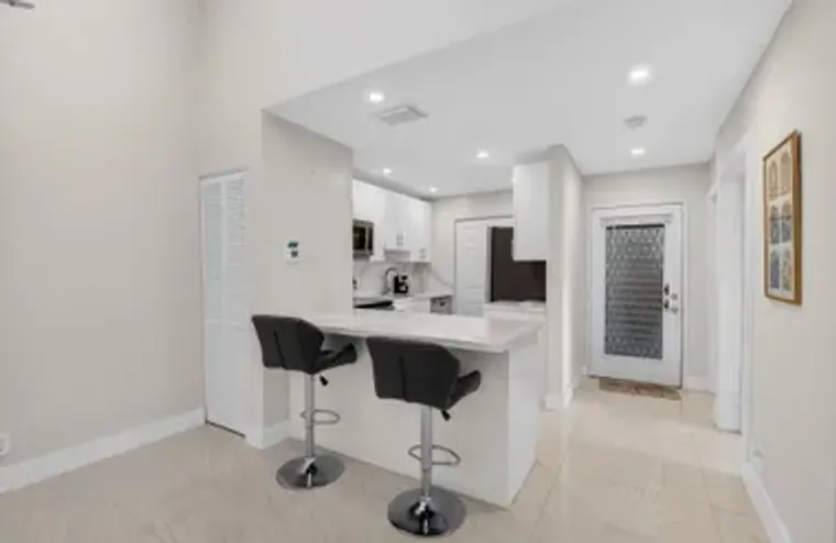 15453 LAKES OF DELRAY BLVD APT 204, DELR..., Delray Beach, FL 33484