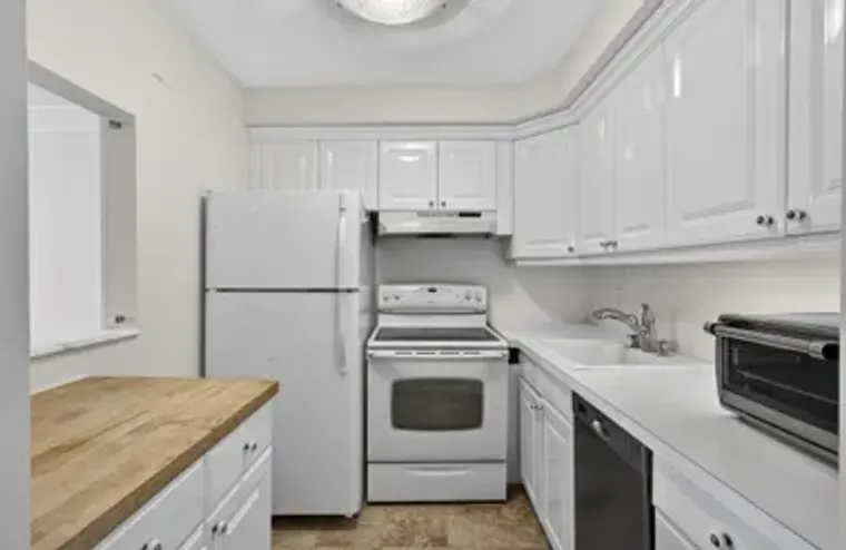 19 HASTINGS B B, WEST PALM BEACH, FL, 33..., West Palm Beach, FL 33417