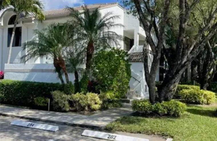 7485 GLENDEVON LN 1108, DELRAY BEACH, FL..., Delray Beach, FL 33446
