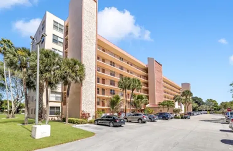 14527 BONAIRE BLVD 203, DELRAY BEACH, FL..., Delray Beach, FL 33446