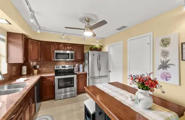 9885 CLUSIA TREE DR A, BOYNTON BEACH, FL..., Boynton Beach, FL 33436