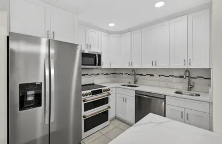 116 OXFORD 200, WEST PALM BEACH, FL, 334..., West Palm Beach, FL 33417