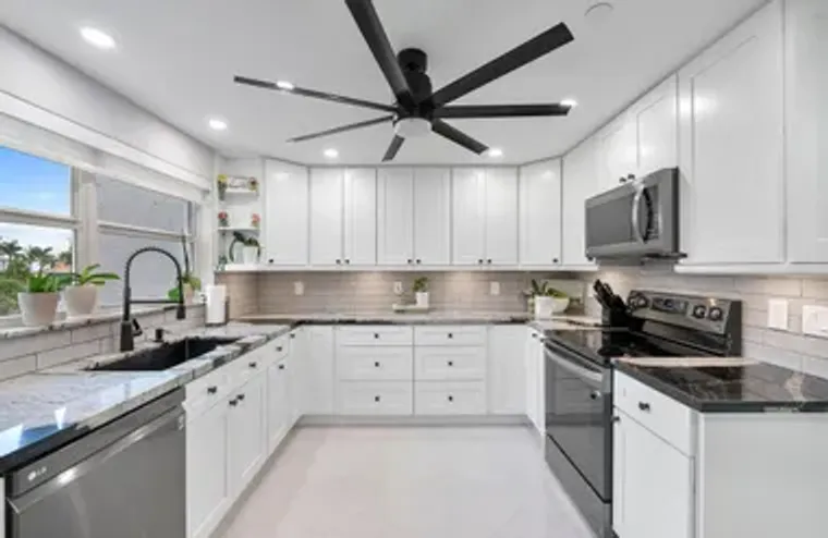 3300 S OCEAN BLVD APT 317C, HIGHLAND BEA..., Highland Beach, FL 33487