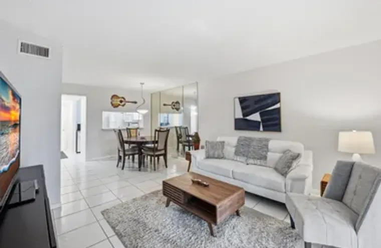 7118 GOLF COLONY CT 106, LAKE WORTH, FL,..., Lake Worth, FL 33467