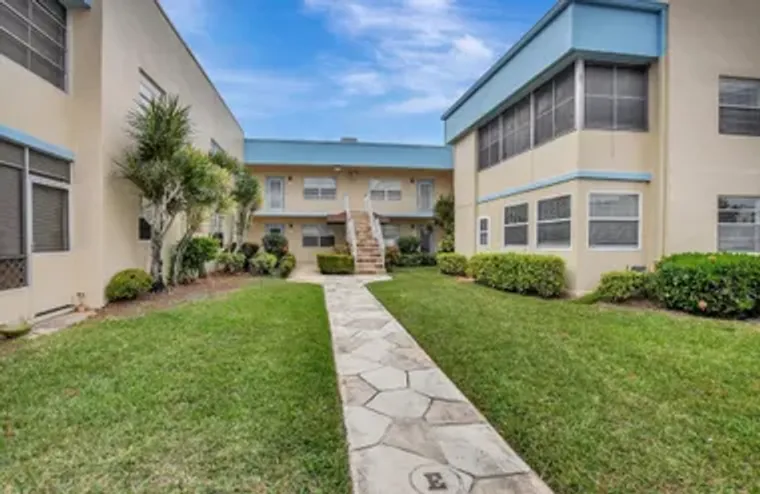 204 BURGUNDY E # 204, DELRAY BEACH, FL, ..., Delray Beach, FL 33484