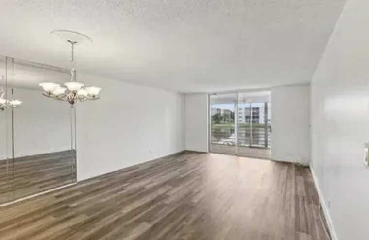 1024 SE 4TH AVE 204, DANIA BEACH, FL, 33..., Dania Beach, FL 33004