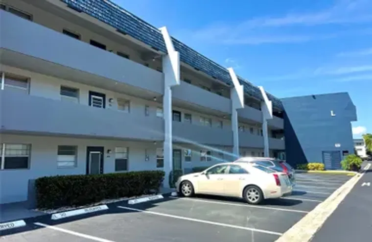 7897 GOLF CIRCLE DR APT 110, MARGATE, FL..., Margate, FL 33063