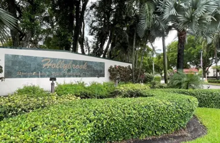 361 S HOLLYBROOK DR 103, PEMBROKE PINES,..., Pembroke Pines, FL 33025