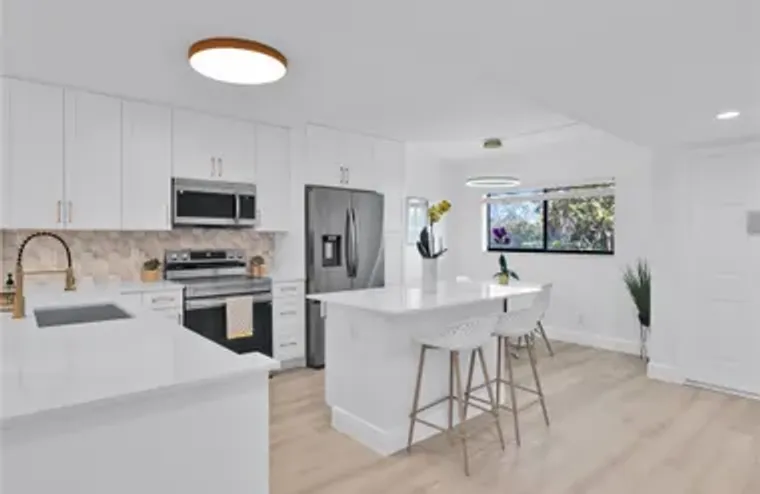 15461 PEMBRIDGE 112 DR 112, DELRAY BEACH..., Delray Beach, FL 33484