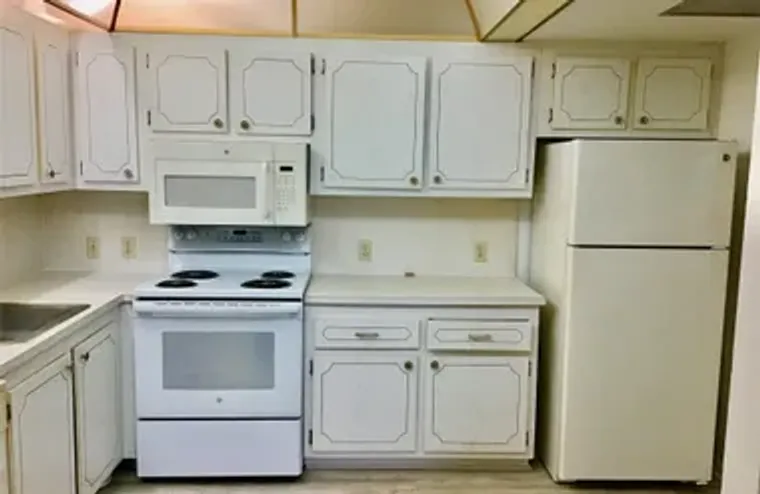 204 PRESTON E # 204, BOCA RATON, FL, 334..., Boca Raton, FL 33434