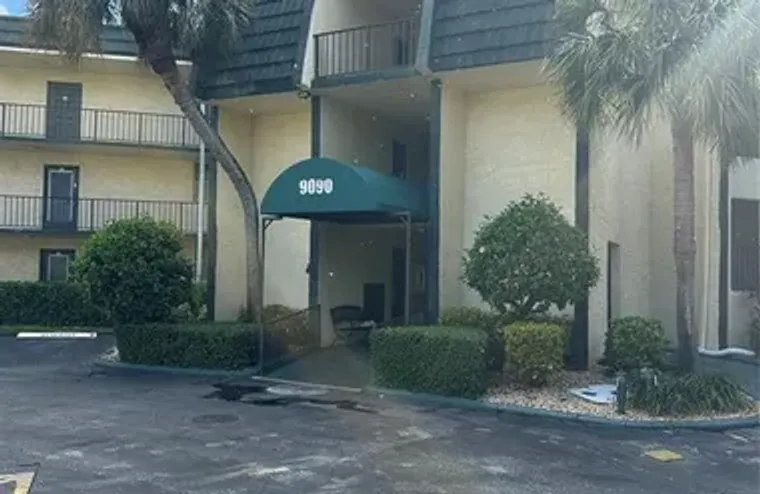 9090 LIME BAY BLVD APT 115, TAMARAC, FL,..., Tamarac, FL 33321