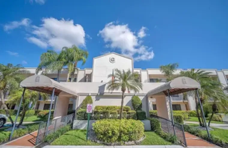 10738 W CLAIRMONT CIR 206, FORT LAUDERDA..., Fort Lauderdale, FL 33321