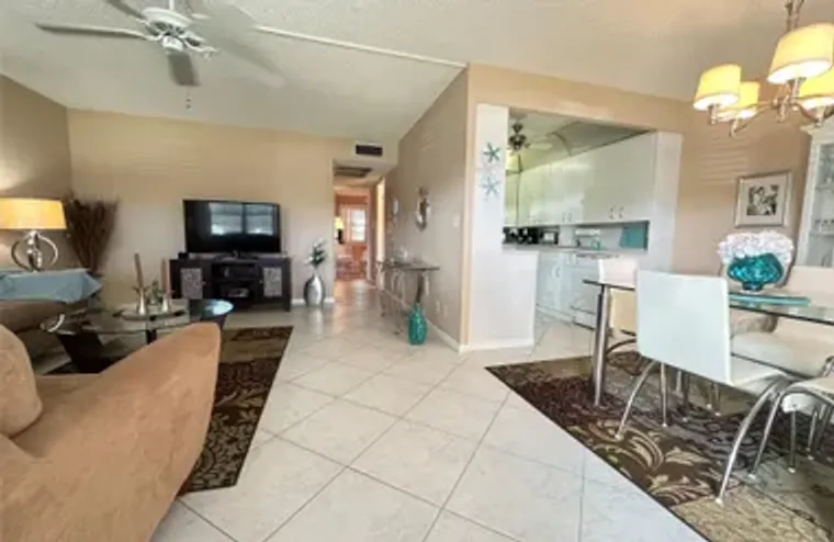 1076 NEWPORT Q # 1076, DEERFIELD BEACH, ..., Deerfield Beach, FL 33442