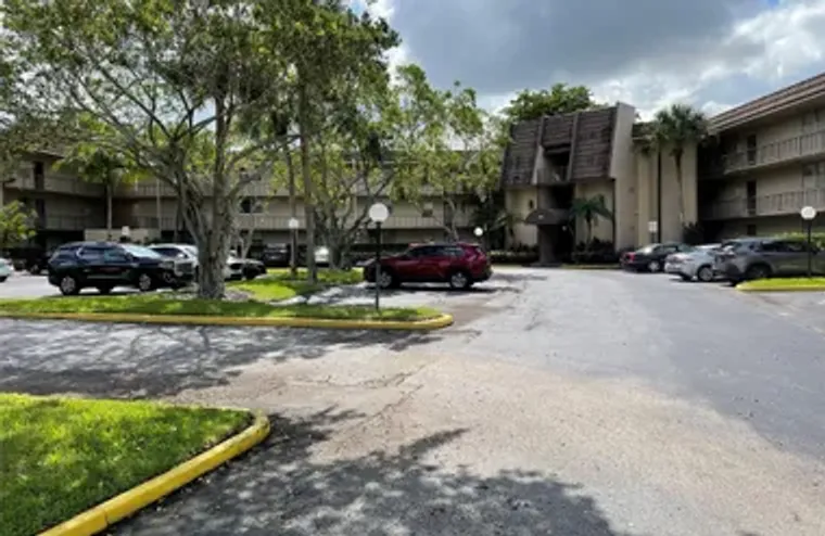 9200 LIME BAY BLVD APT 209, TAMARAC, FL,..., Tamarac, FL 33321