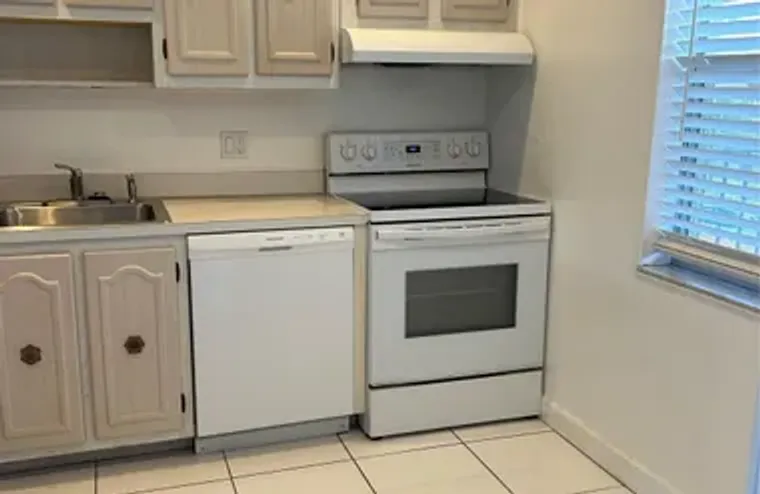 31 ABBEY LN 207, DELRAY BEACH, FL, 33446, Delray Beach, FL 33446