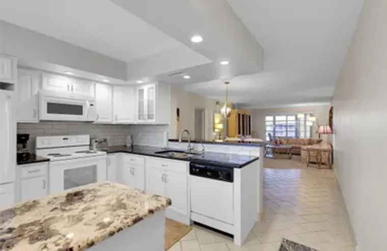 3005 PORTOFINO ISLE G4, COCONUT CREEK, F..., Coconut Creek, FL 33066