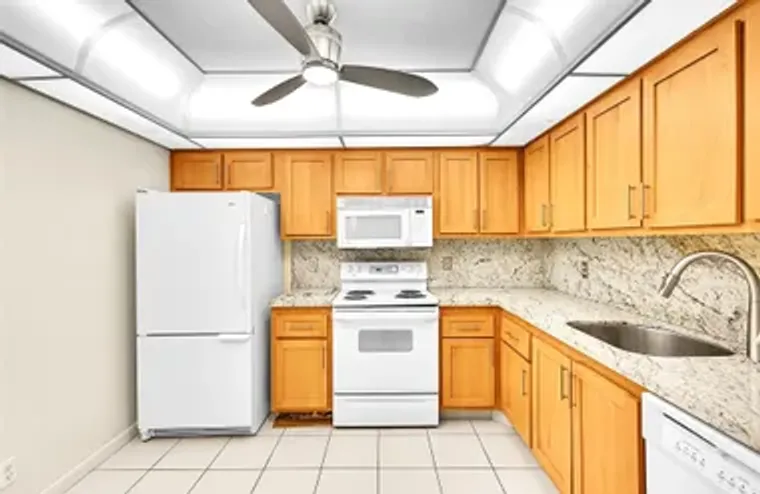 1902 BERMUDA CIR H3, COCONUT CREEK, FL, ..., Coconut Creek, FL 33066