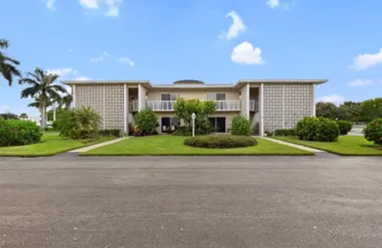 90 SOUTH BLVD 2C, BOYNTON BEACH, FL, 334..., Boynton Beach, FL 33435