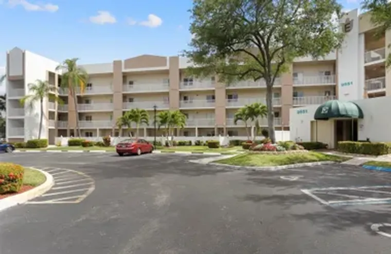 9551 WELDON CIR APT 404, FORT LAUDERDALE..., Fort Lauderdale, FL 33321