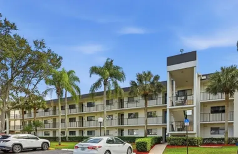 15244 LAKES OF DELRAY BLVD 108, DELRAY B..., Delray Beach, FL 33484