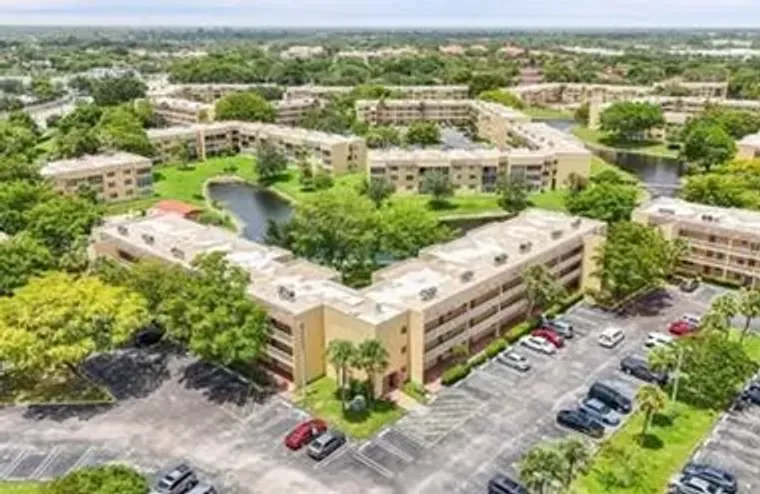 6000 NW 64TH AVE APT 303, FORT LAUDERDAL..., Fort Lauderdale, FL 33319