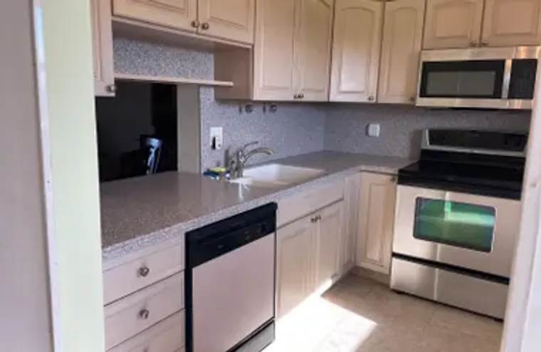 2520 NE 1ST CT 411, BOYNTON BEACH, FL, 3..., Boynton Beach, FL 33435