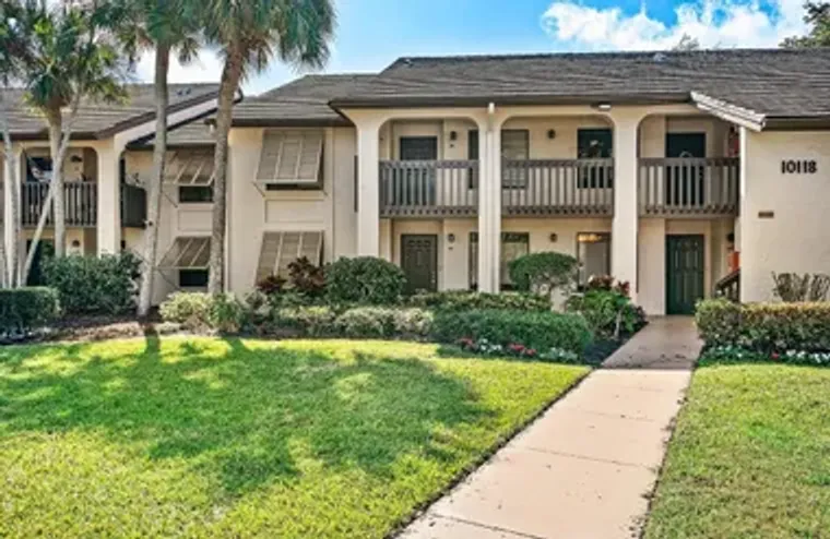 10118 MANGROVE DR 104, BOYNTON BEACH, FL..., Boynton Beach, FL 33437