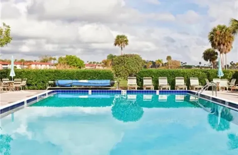 40 VISTA GARDENS TRL 201, VERO BEACH, FL..., Vero Beach, FL 32962