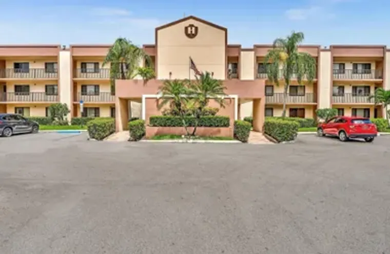 10643 W CLAIRMONT CIR 202, TAMARAC, FL, ..., Tamarac, FL 33321