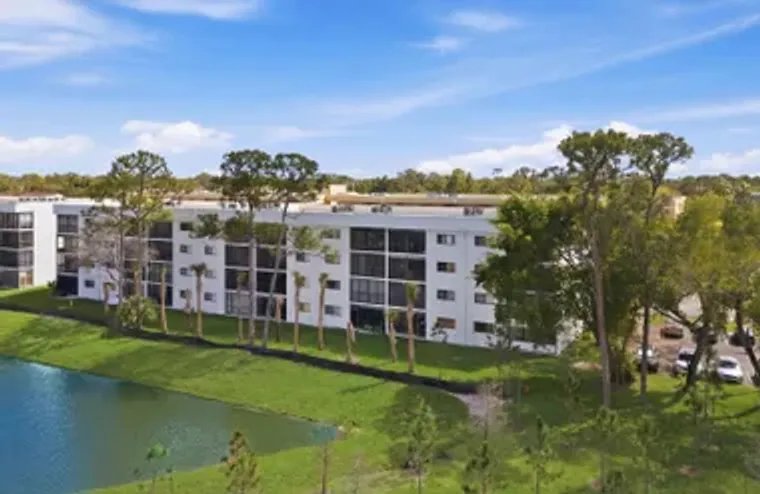 4725 LUCERNE LAKES BLVD BLVD 110, LAKE W..., Lake Worth, FL 33467