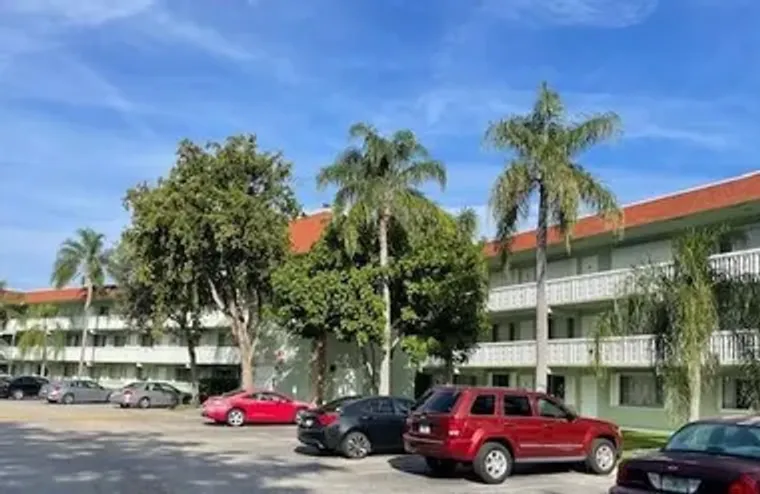 3100 SPRINGDALE BLVD 212, PALM SPRINGS, ..., Palm Springs, FL 33461