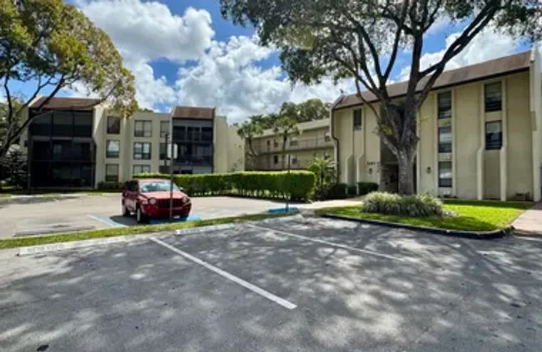 8050 W MCNAB RD 320, TAMARAC, FL, 33321, Tamarac, FL 33321