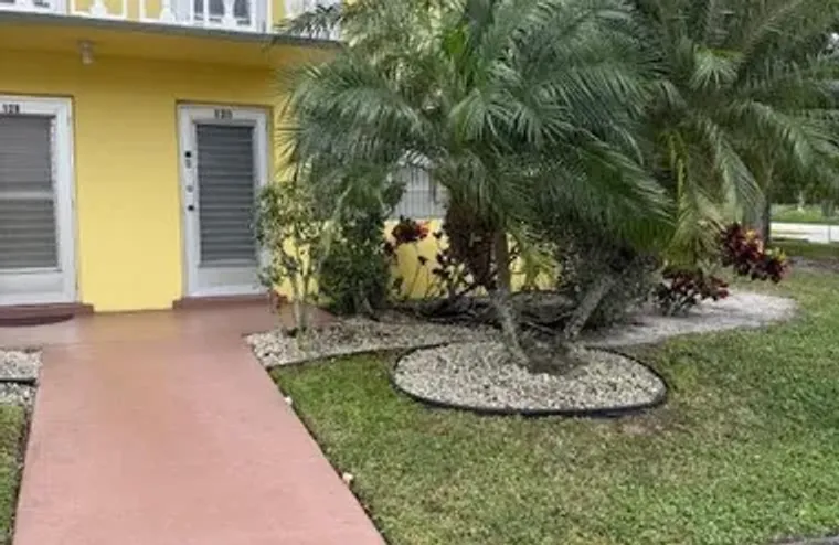 130 SUSSEX G G, WEST PALM BEACH, FL, 334..., West Palm Beach, FL 33417