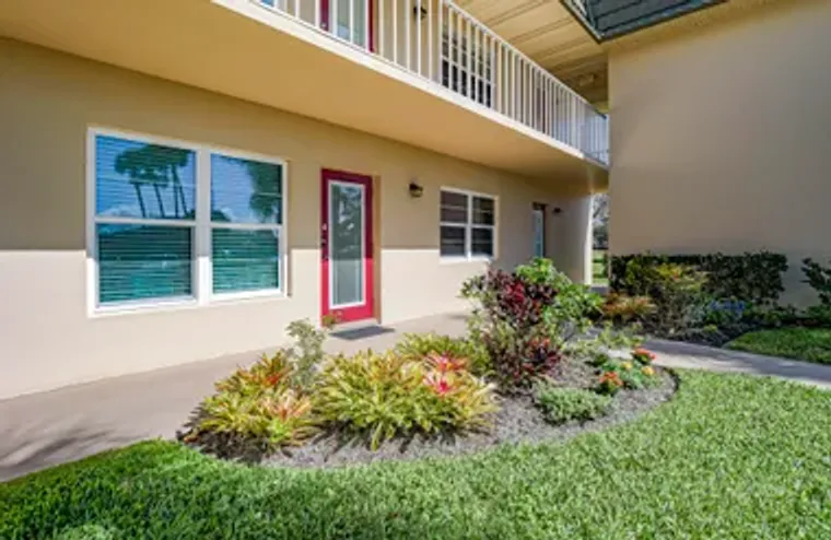23 VISTA GARDENS TRL 102, VERO BEACH, FL..., Vero Beach, FL 32962