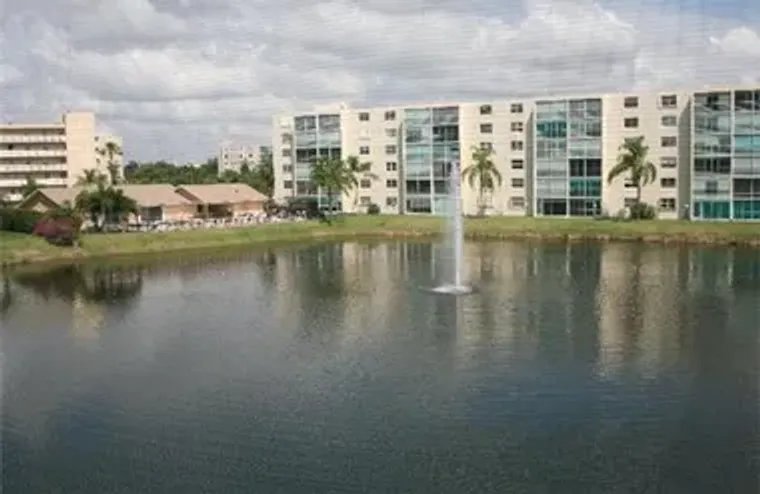 1024 SE 5TH AVE 308, DANIA BEACH, FL, 33..., Dania Beach, FL 33004