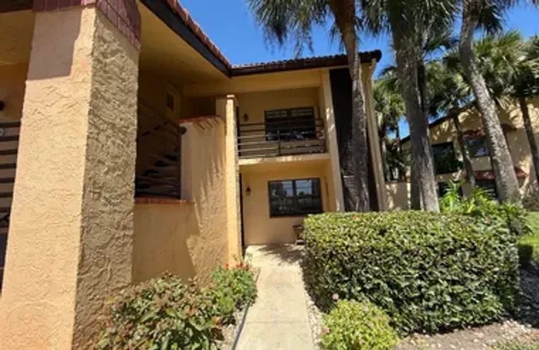 6460 ASPEN GLEN CIR 104, BOYNTON BEACH, ..., Boynton Beach, FL 33437