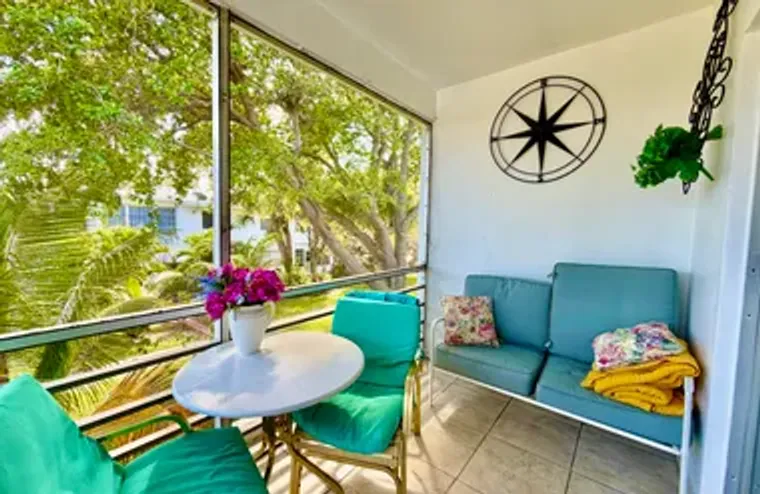 2551 W GOLF BLVD 204, POMPANO BEACH, FL,..., Pompano Beach, FL 33064