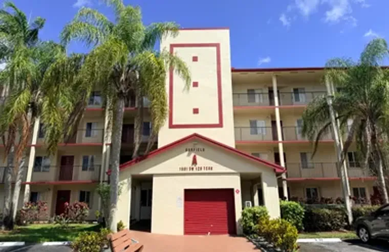 1601 SW 128 TER 412A, PEMBROKE PINES, FL..., Pembroke Pines, FL 33027