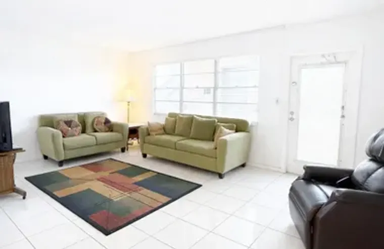 2030 WOLVERTON B E, BOCA RATON, FL, 3343..., Boca Raton, FL 33434