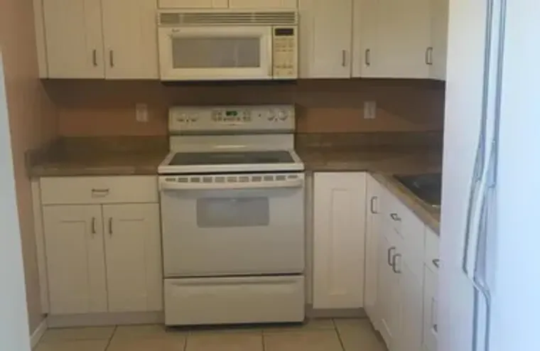 300 NE 26TH AVE 1080, BOYNTON BEACH, FL,..., Boynton Beach, FL 33435