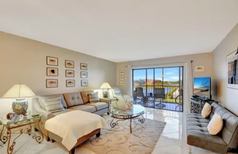 6866 HUNTINGTON LN 508, DELRAY BEACH, FL..., Delray Beach, FL 33446