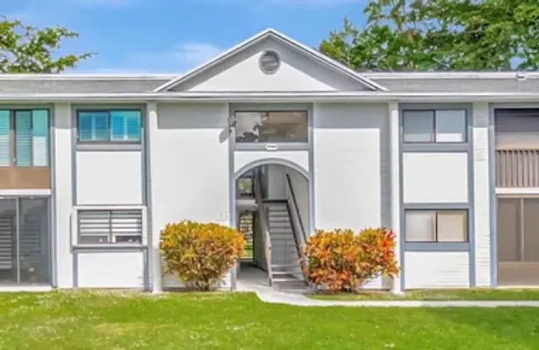 15469 LAKES OF DELRAY BLVD 202, DELRAY B..., Delray Beach, FL 33484